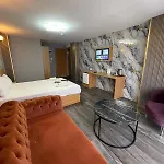 Waves Otel