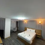 Otel Waves