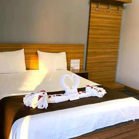 Hotel Waves Istanbul