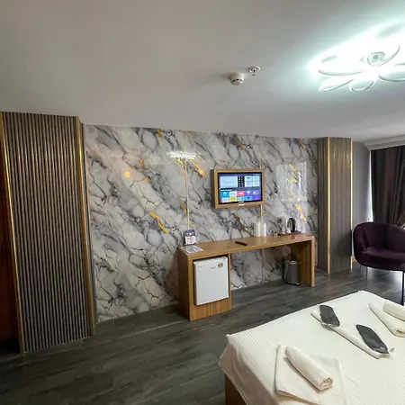 Waves Hotel Istambul